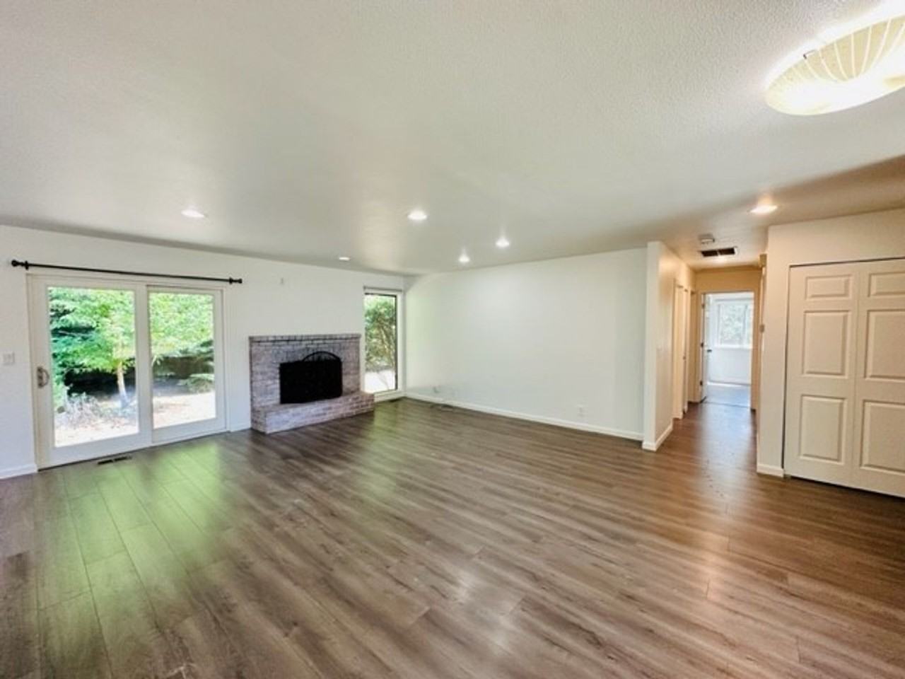 14238 278th Ave Ne - Photo 5 of 32