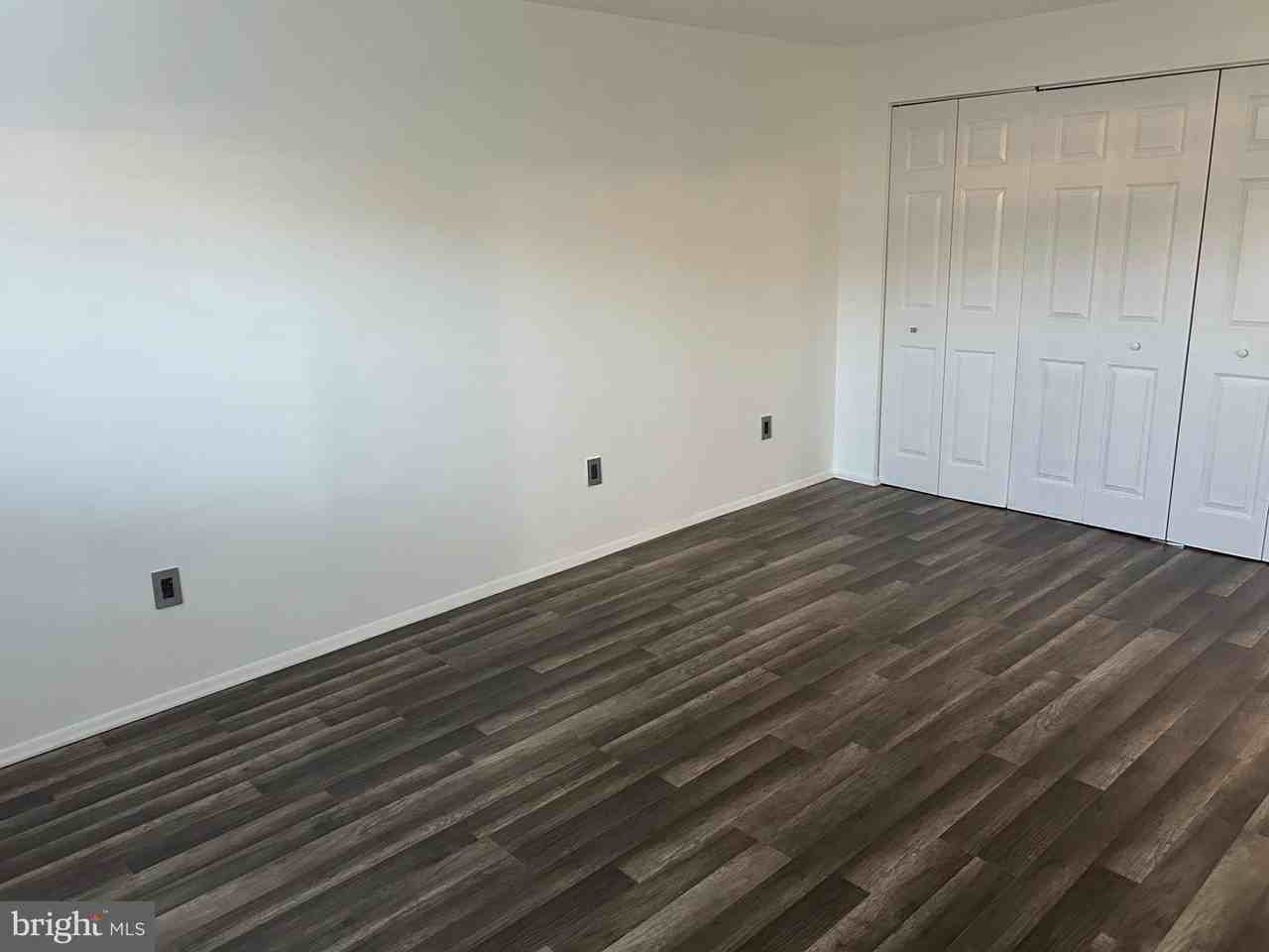 12405 Hickory Tree Way - Photo 3 of 18