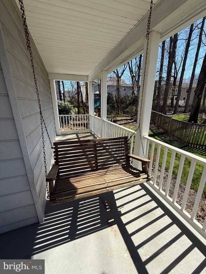 3501 Majestic Pine Ln - Photo 5 of 37