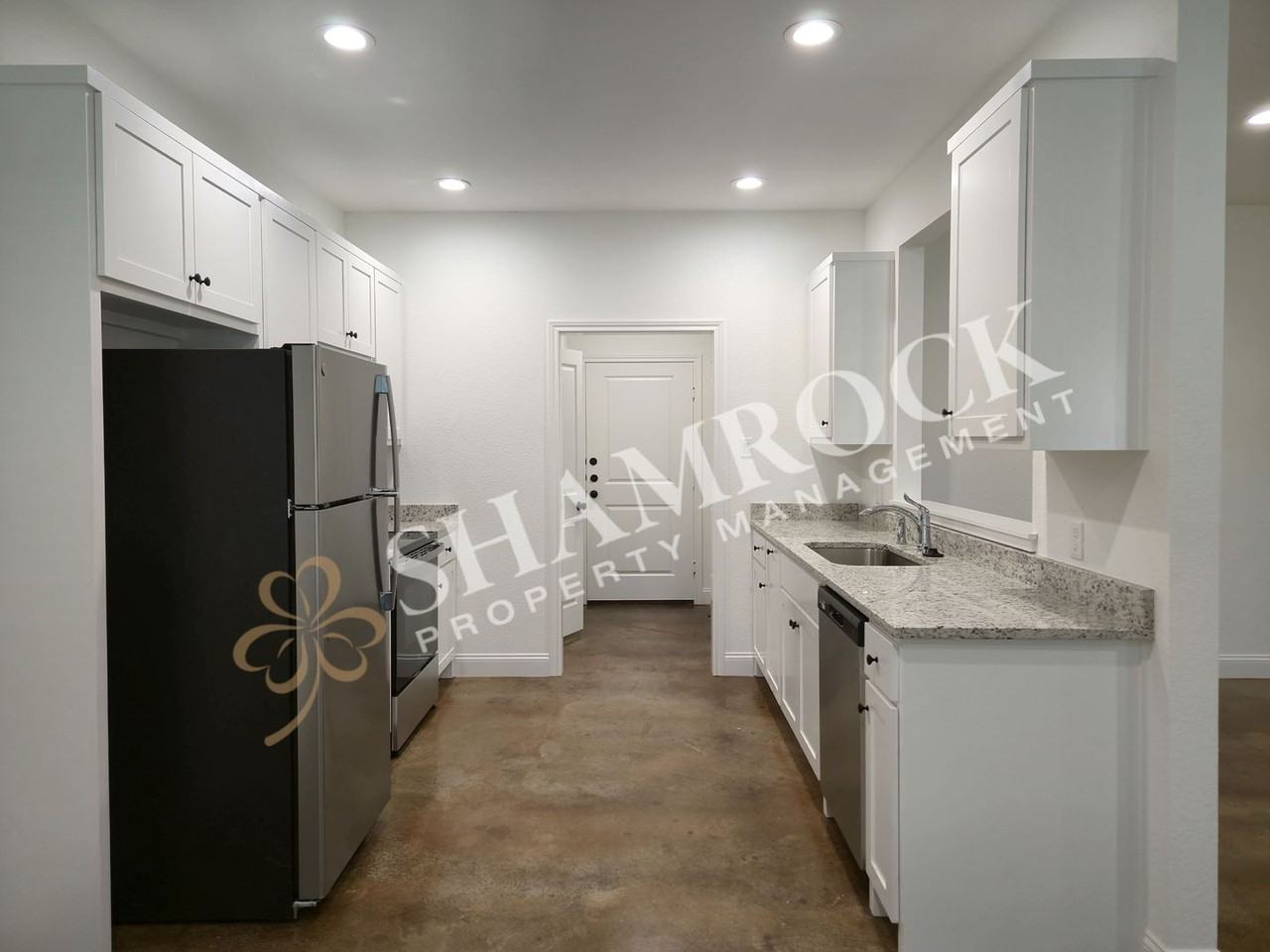 153 W Windmill Way - Photo 4 of 16