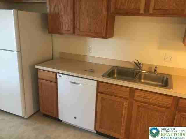 7280 Adams St Apt 4 - Photo 6 of 11
