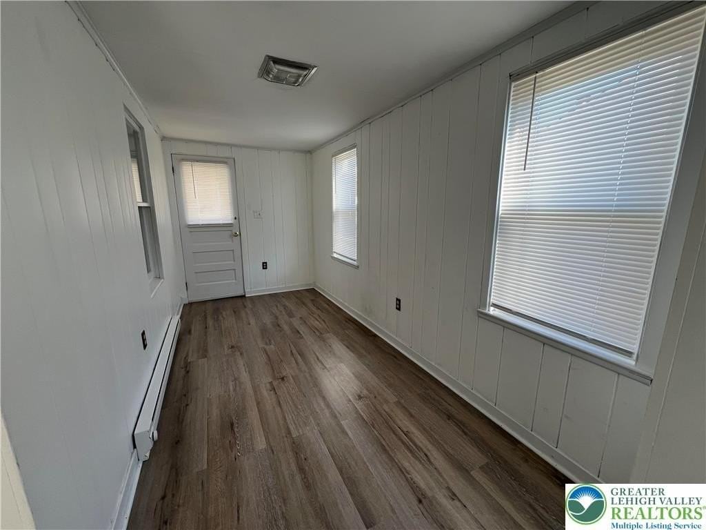 353 West St - Photo 7 of 37