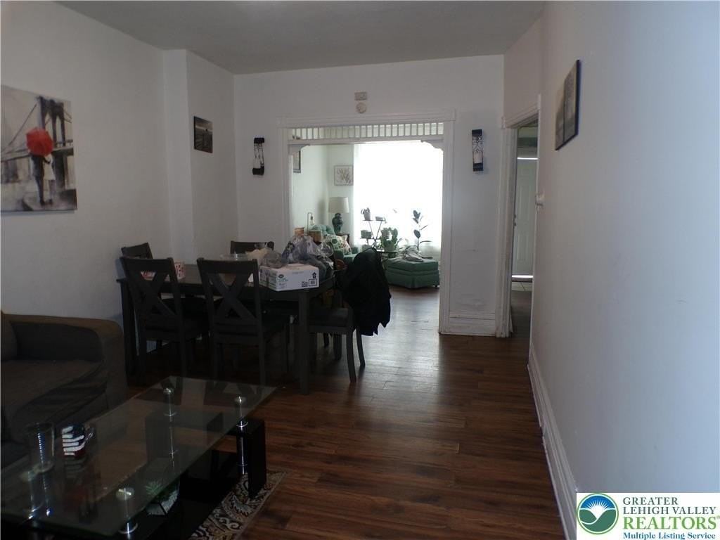 111 Ridge Ave - Photo 3 of 16