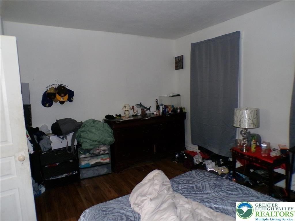 111 Ridge Ave - Photo 6 of 16