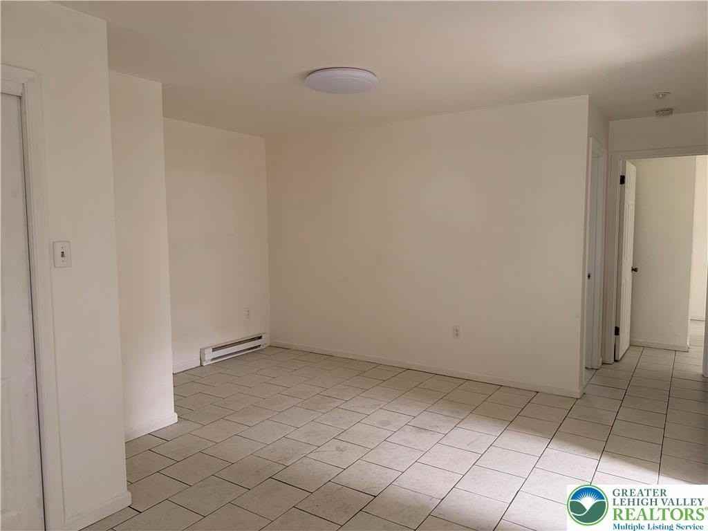 1818 W Livingston St 1st Fl - Photo 5 of 13