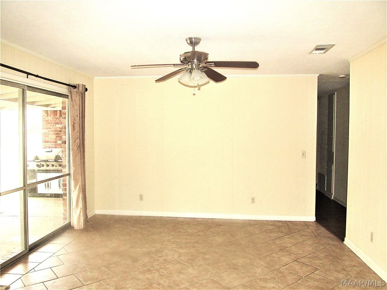 108 DEER TRACE Drive - Photo 6 of 14