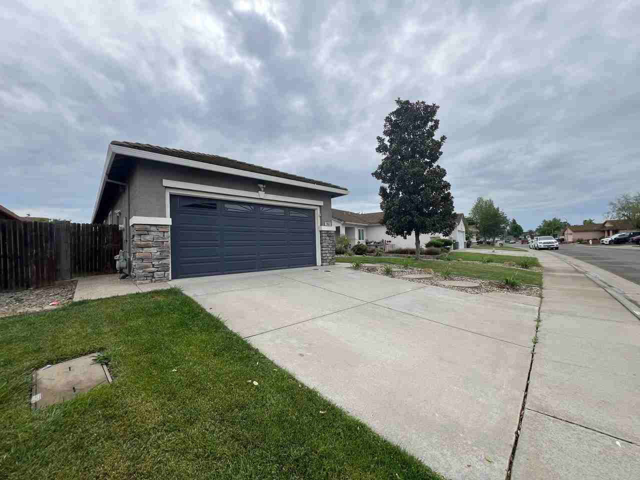 7907 Symington Way - Photo 3 of 46