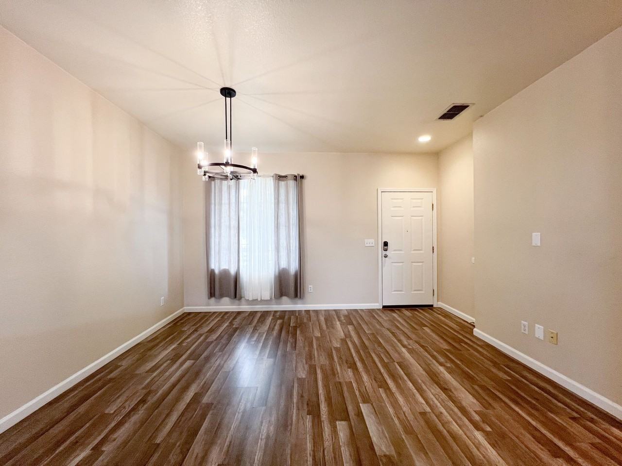 7907 Symington Way - Photo 6 of 46