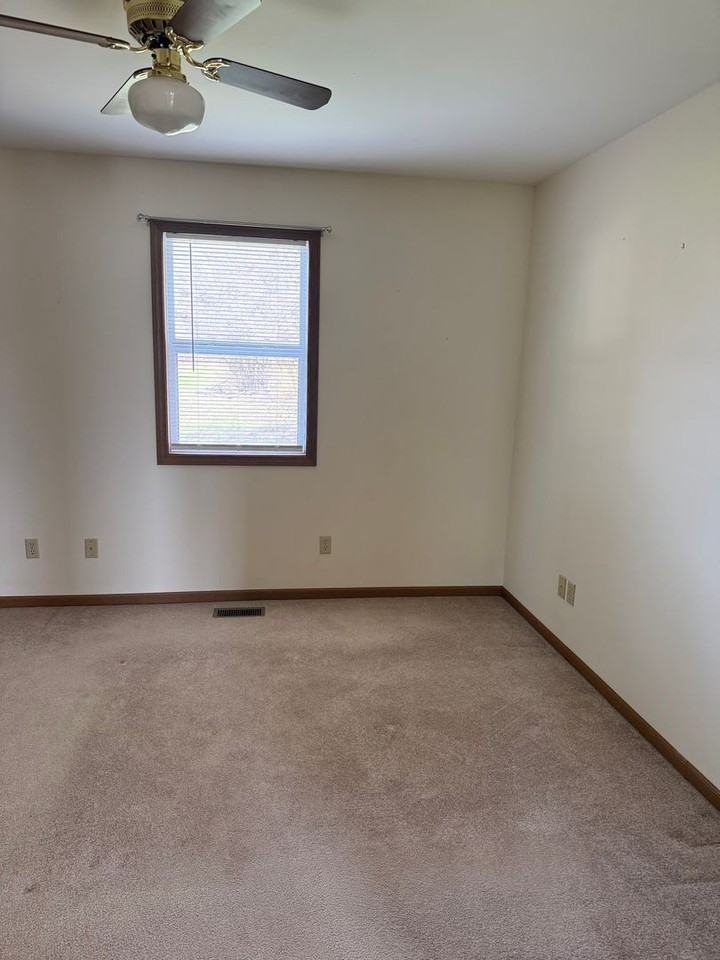 3137 Camereigh - Photo 6 of 14