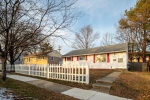 featured image of 903 Montrose Ave