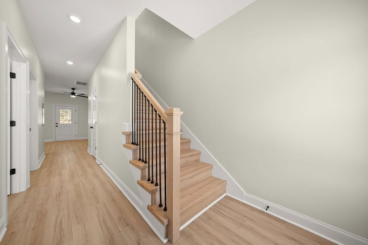 S. 7th St. - 320-330 - Photo 6 of 31