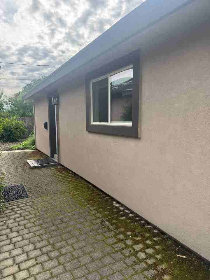 7537 Riverland Dr - Photo 2 of 22