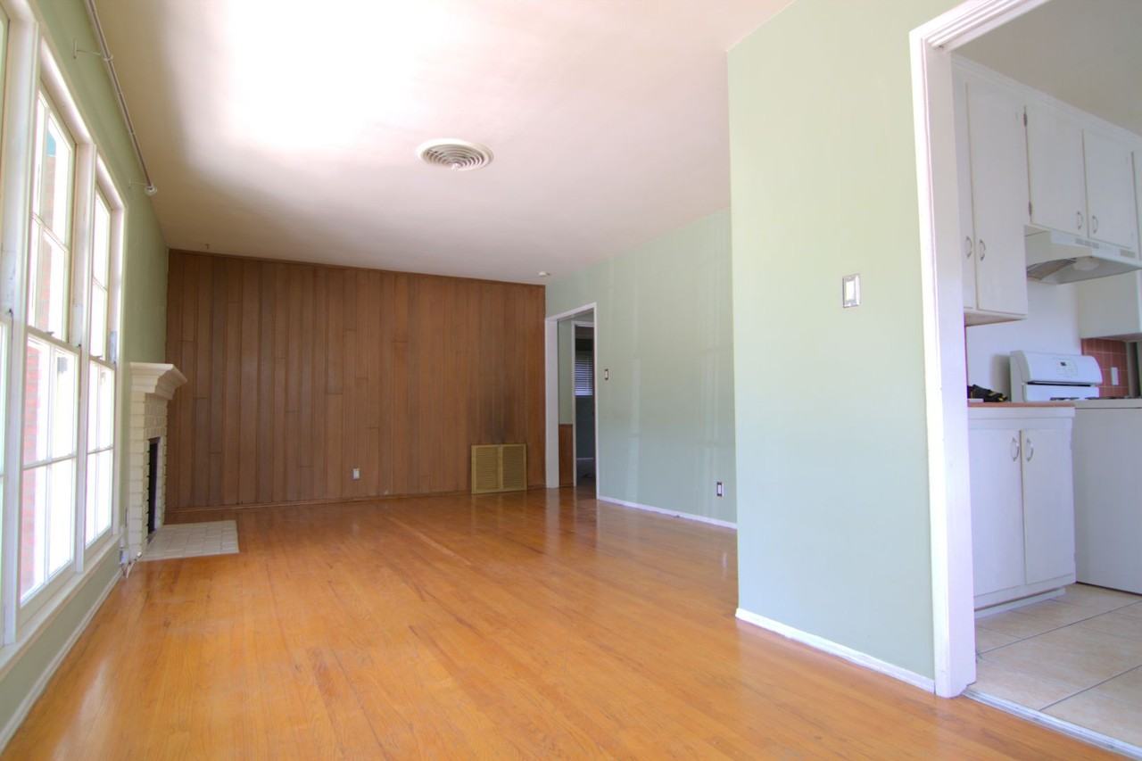 17106 Willard St - Photo 5 of 23