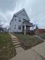 featured image of 2135 N 44th St