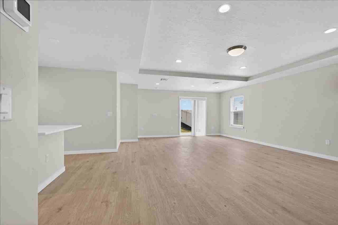 10100 Longtail Dr - Photo 5 of 16