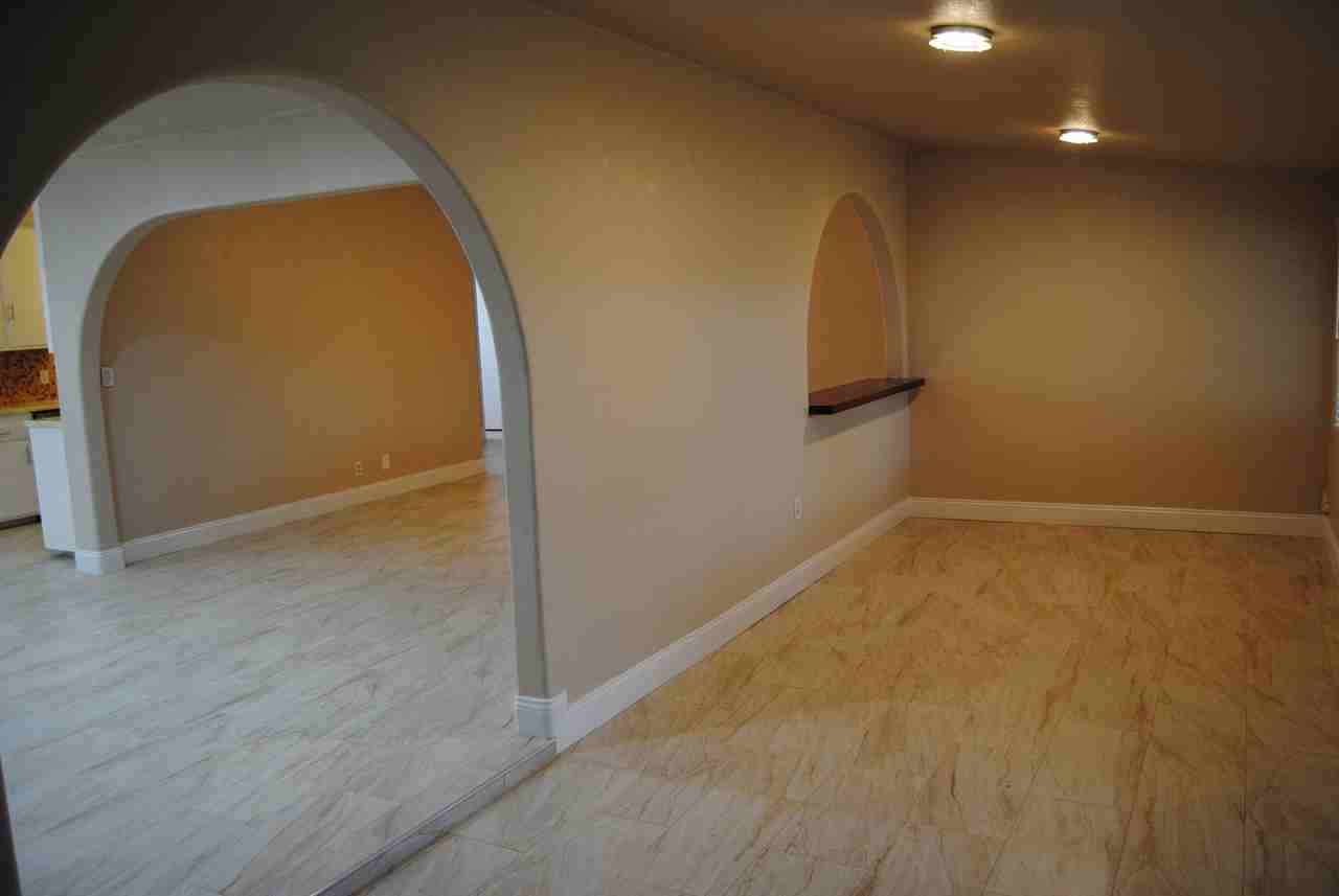 8817 Butternut Ave - Photo 7 of 21