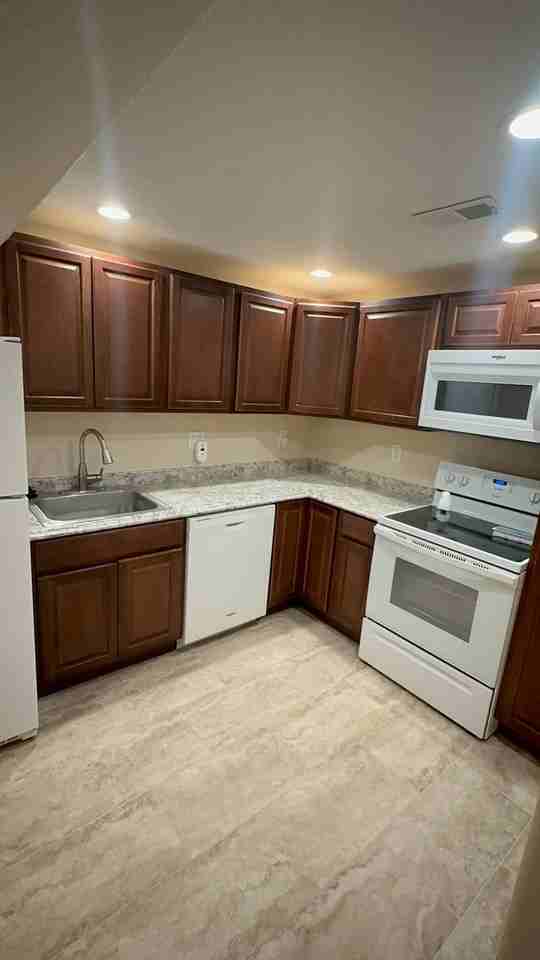 372 English Sparrow Dr - Photo 7 of 19