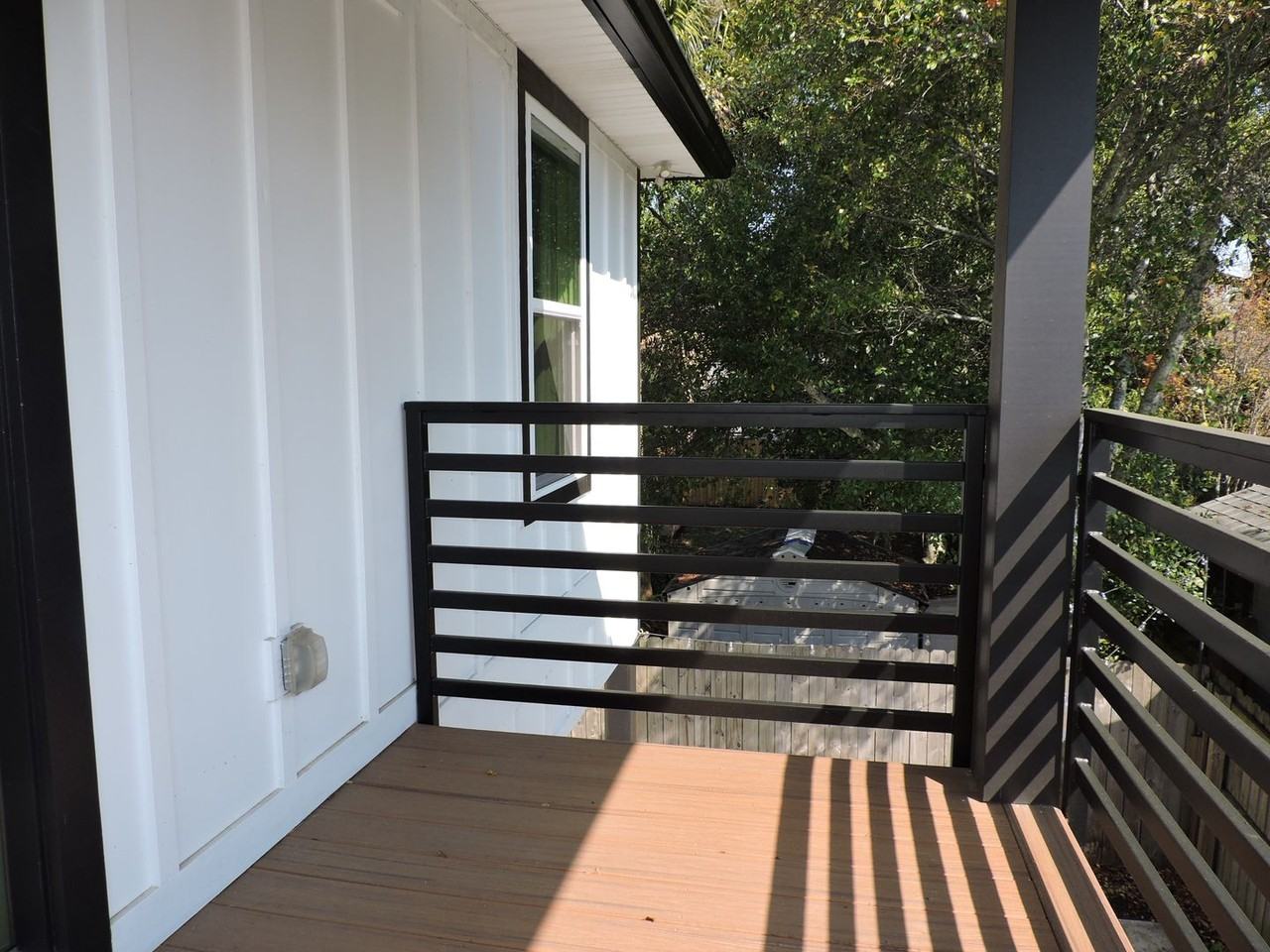 1702 E La Rua St - Photo 3 of 18