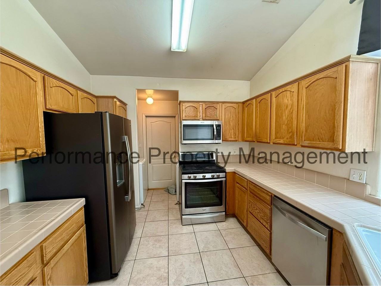 7217 Silver Spray Ave - Photo 6 of 20