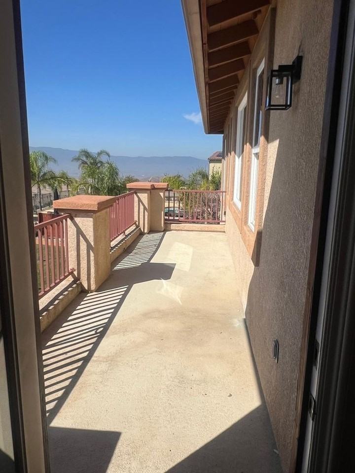 16969 Old Lake Rd - Photo 6 of 50