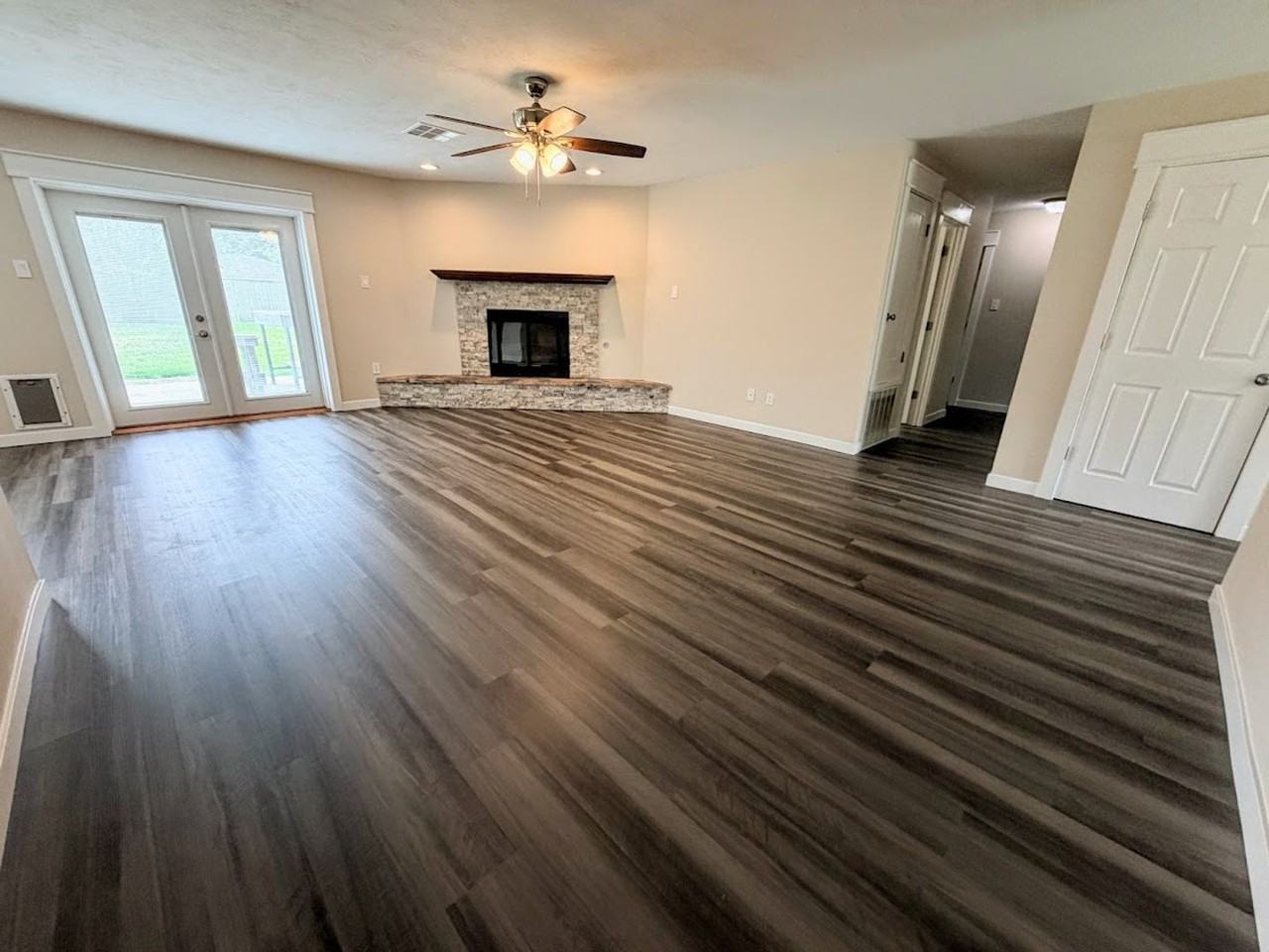 740 Magazine St - Photo 4 of 29