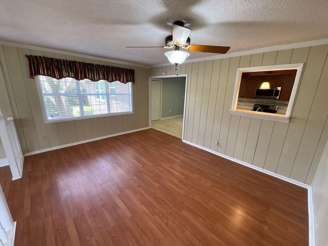 4900 Davis Dr - Photo 6 of 22