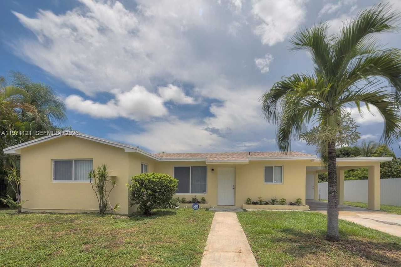 1280 Nw 111th St - Photo 7 of 10