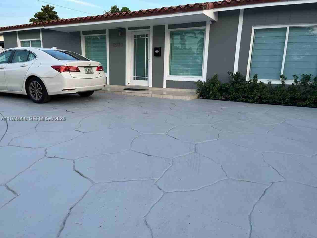 12770 Sw 18th St - Photo 6 of 20