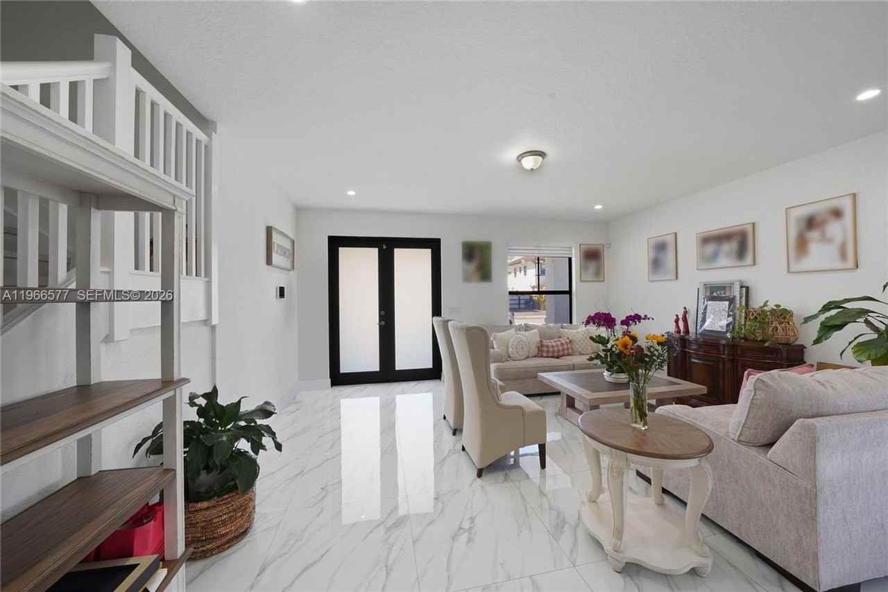 2165 Sw 145th Ave - Photo 4 of 21