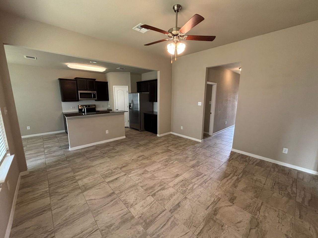 7717 Hickman St - Photo 2 of 20