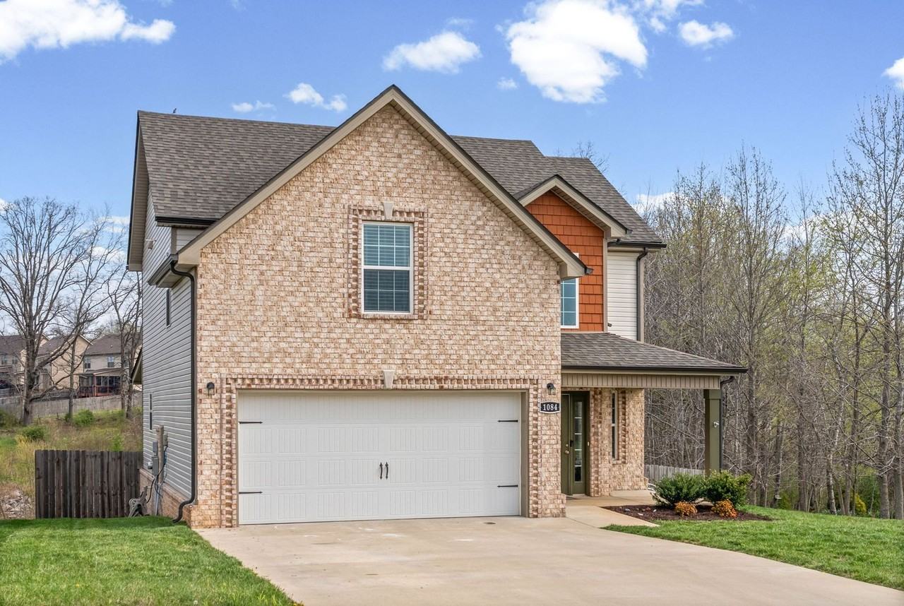 1084 Barnhill Rd - Photo 3 of 35