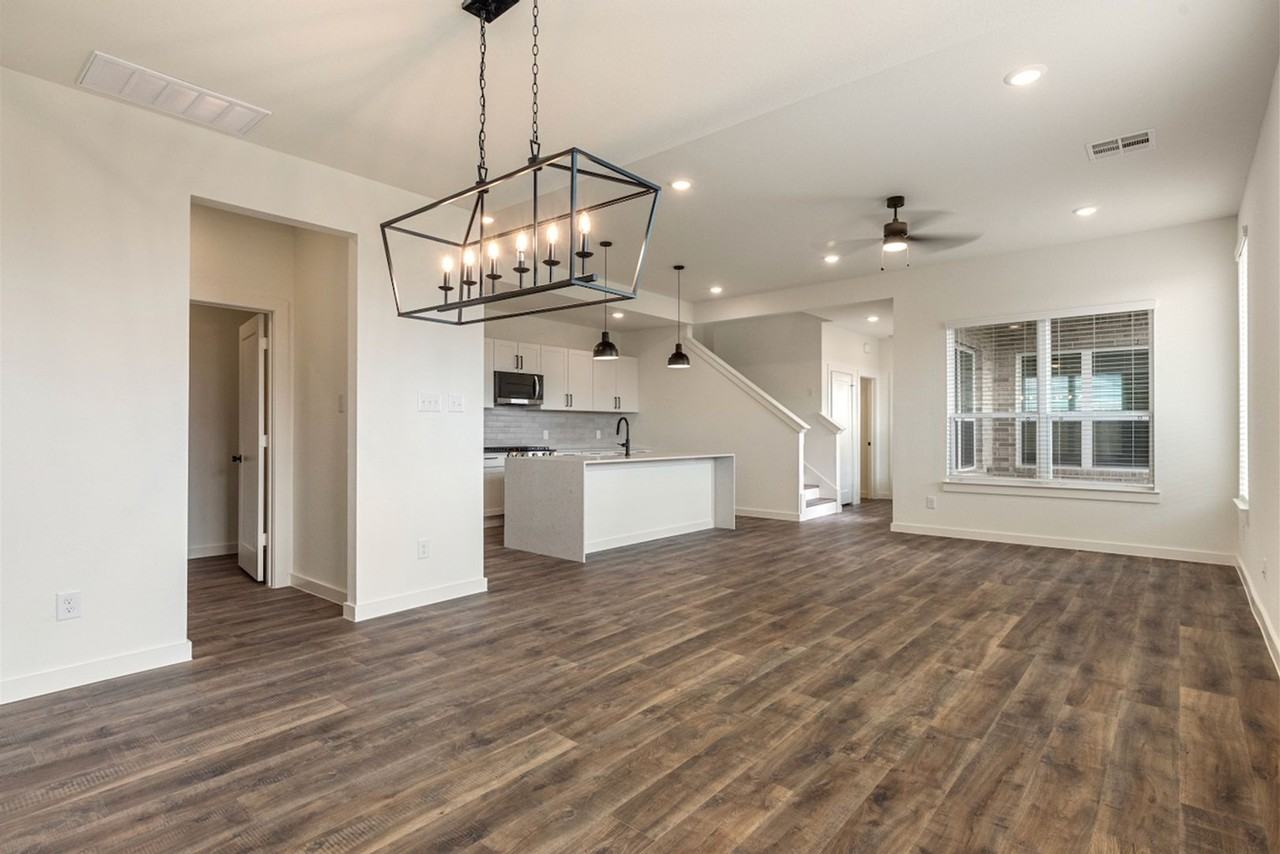 1864 Dry Cherry Ln - Photo 2 of 19