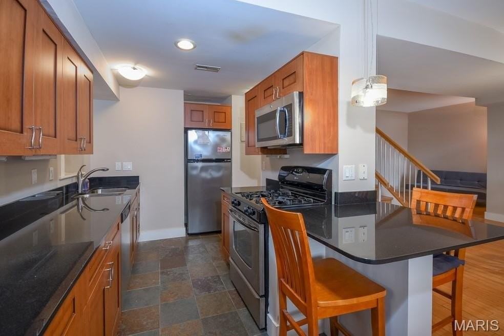 603 Westgate Ave #603C - Photo 7 of 30