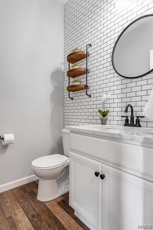 5044 Arpent St - Photo 5 of 37