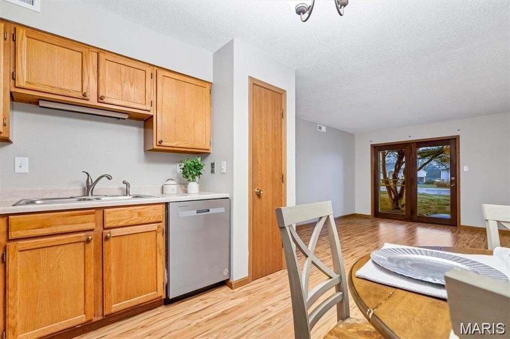 9608 Bent Pine Dr #J - Photo 5 of 21