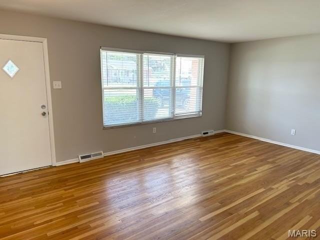 724 Clarence Dr - Photo 3 of 20