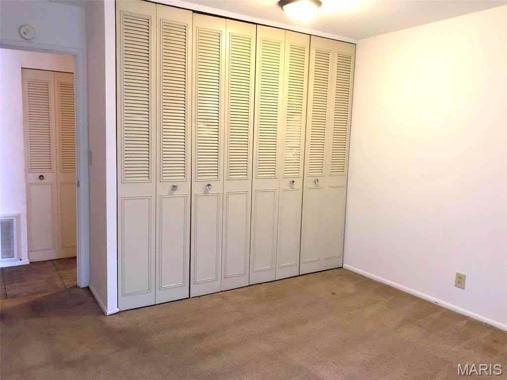 229 S Church St #C - Photo 6 of 9