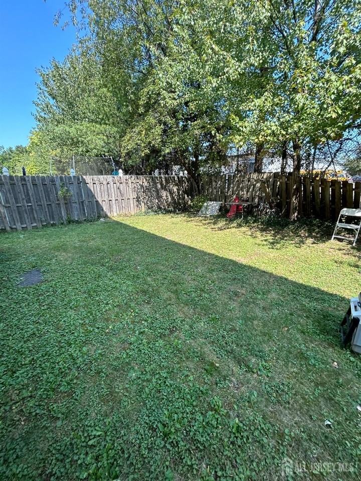 13 Hampton Rd #B - Photo 5 of 14