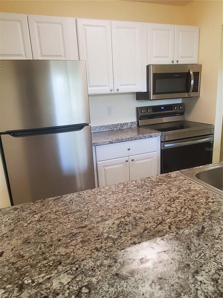 3531 59th Ave W #3531 - Photo 5 of 21