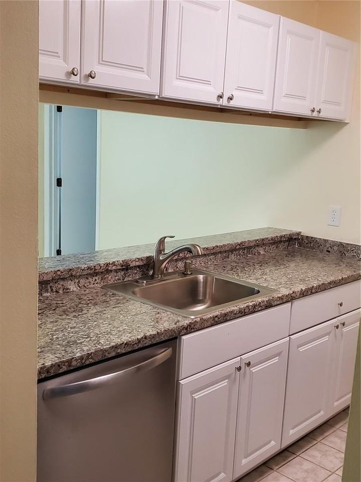 3531 59th Ave W #3531 - Photo 6 of 21