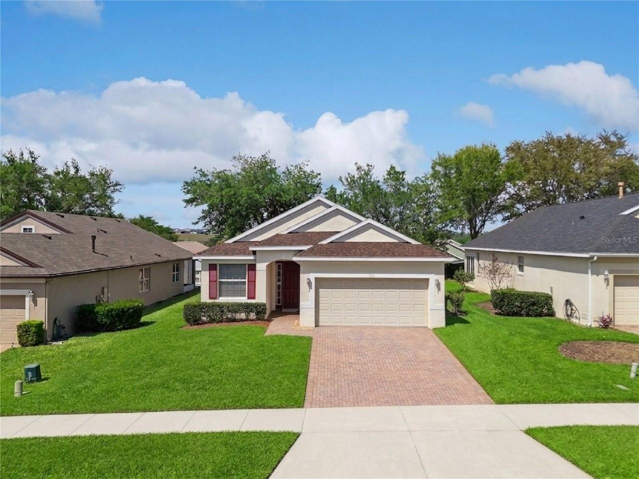 771 Wolf Creek St - Photo 2 of 47