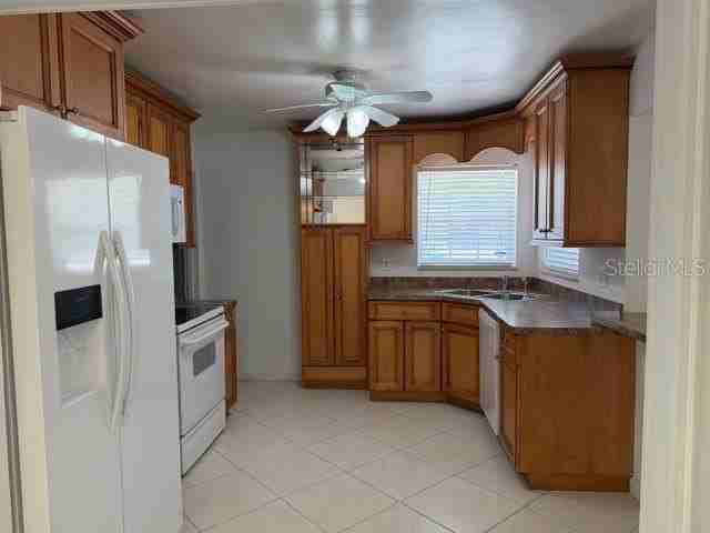 208 Wilshire Dr - Photo 5 of 24