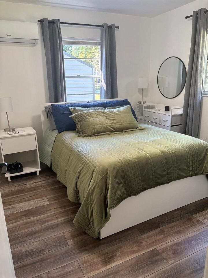 7703 Hillcrest Ter - Photo 6 of 13