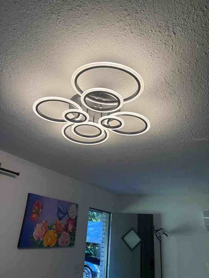 7703 Hillcrest Ter - Photo 7 of 13