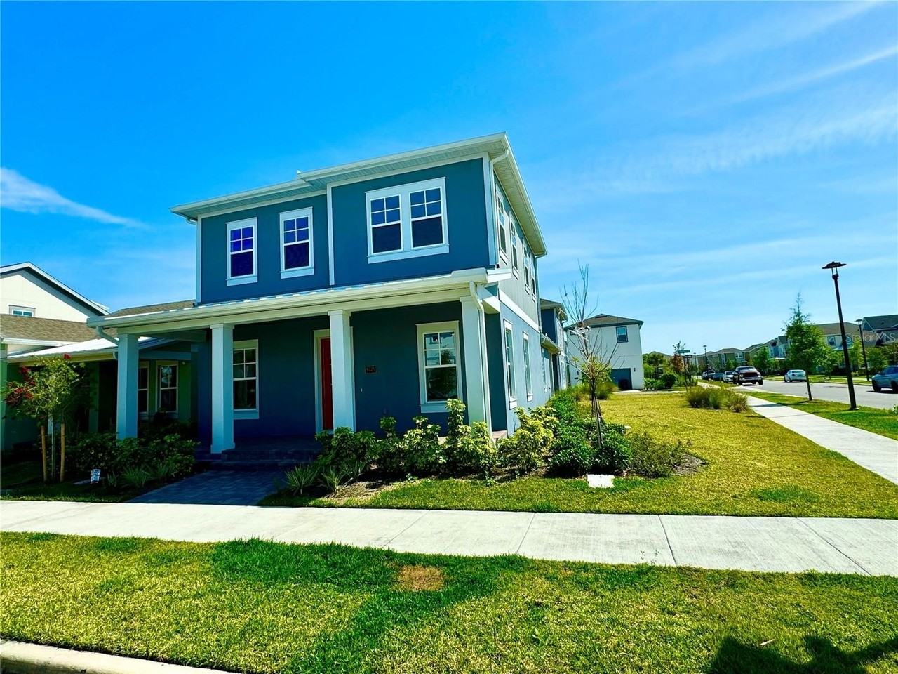 9726 Neruda St - Photo 2 of 50