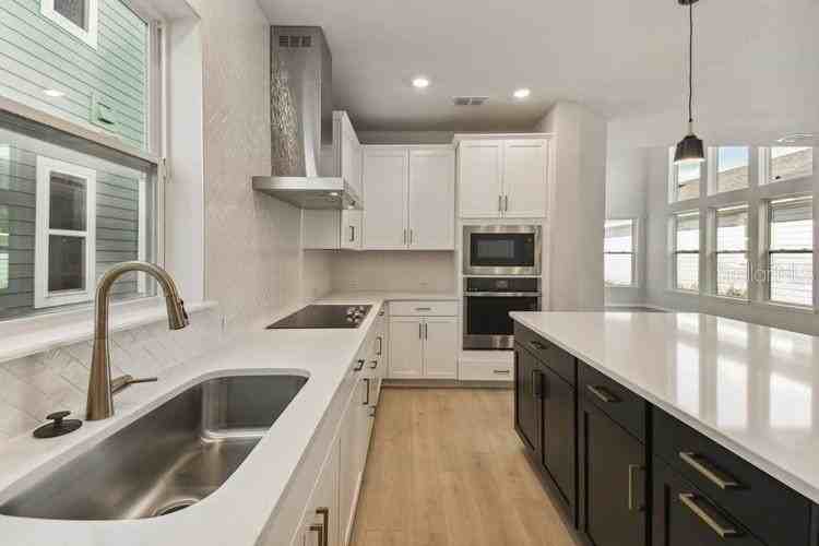 3024 Mirage Pl - Photo 2 of 32