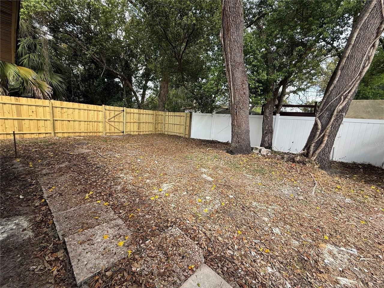 421 E Warren Ave - Photo 4 of 18