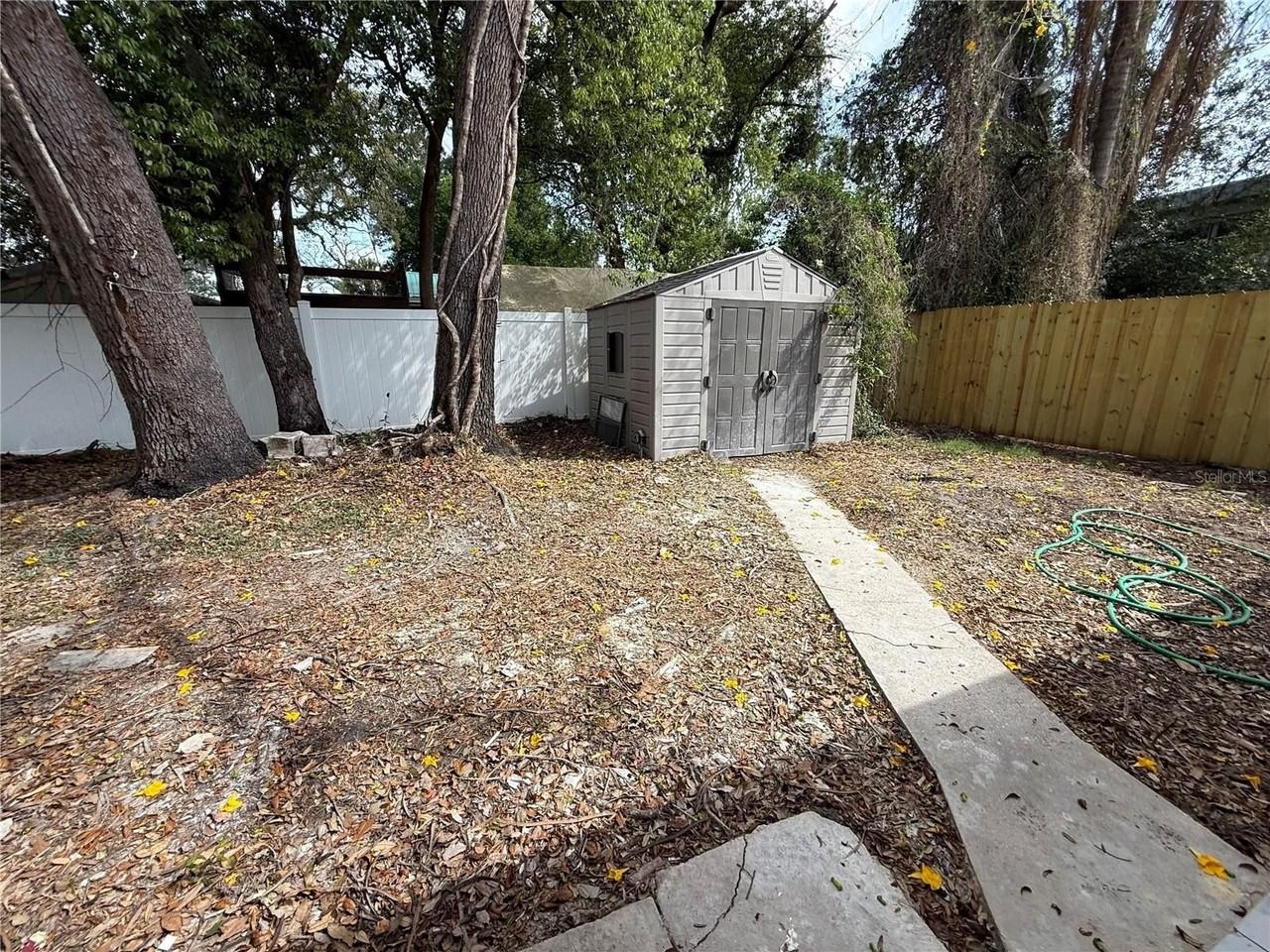 421 E Warren Ave - Photo 6 of 18