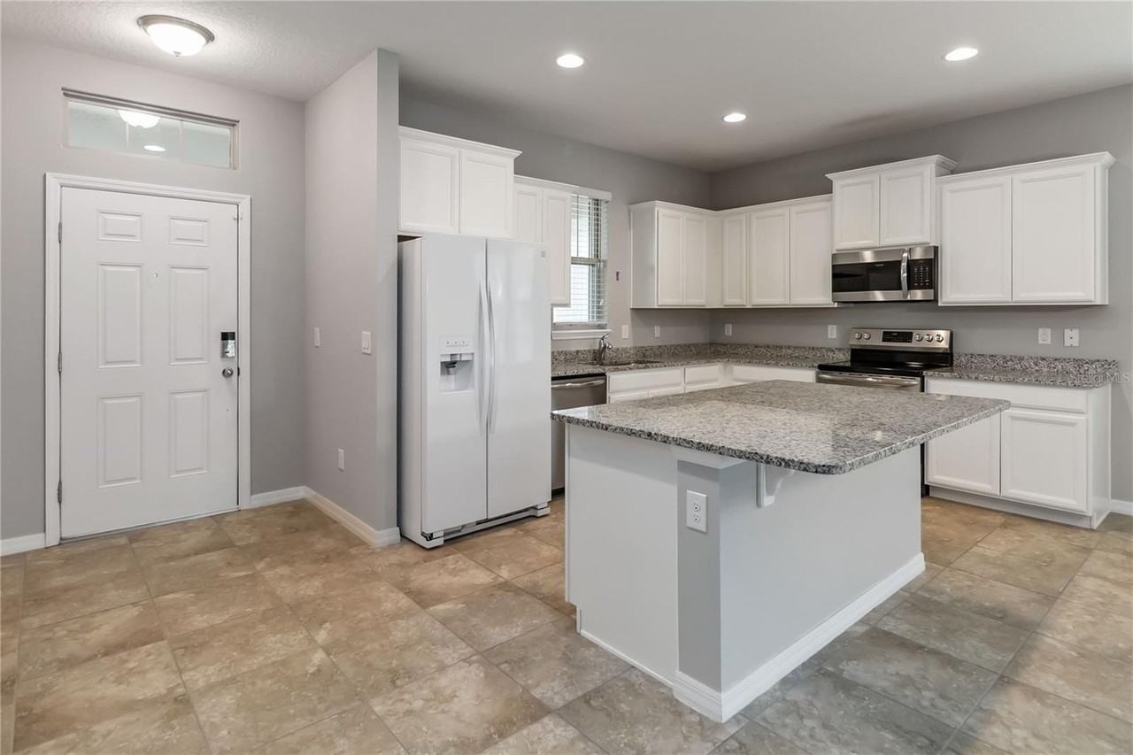 16242 Outlook Shore Aly - Photo 3 of 30