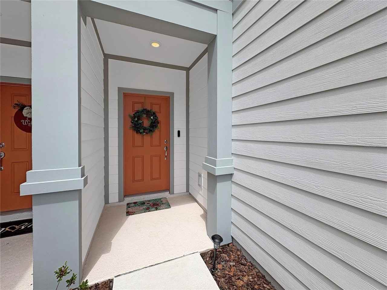 4555 Cypress Cay Way - Photo 3 of 36